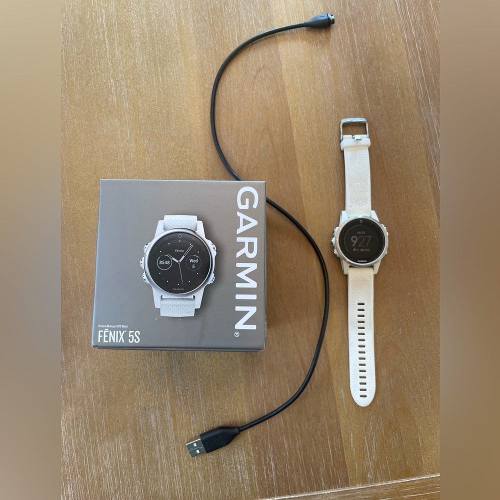 Garmin Fenix 5S Multisport GPS Watch